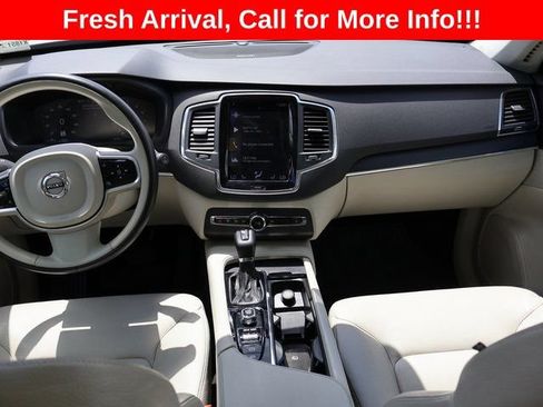 Used 2020 Volvo XC90 T6 Momentum AWD/4WD image 22