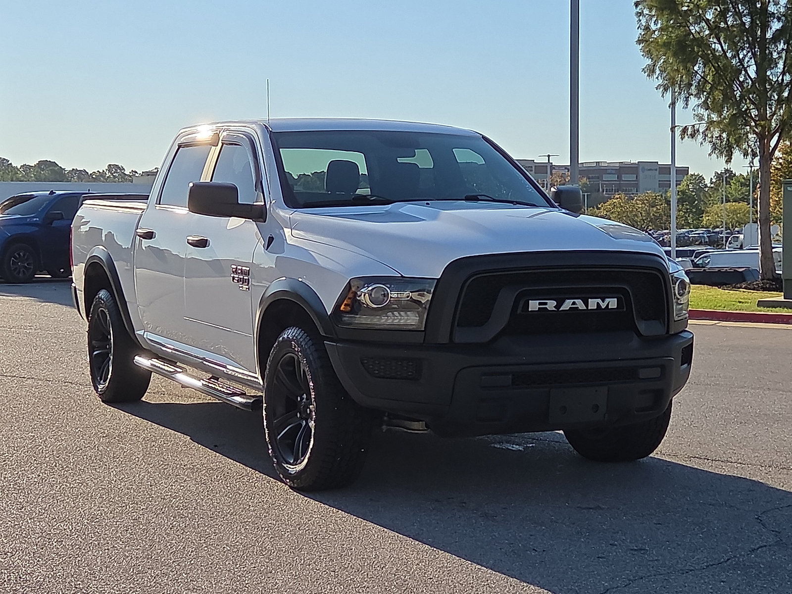 Used 2022 RAM 1500 Warlock AWD/4WD image 1
