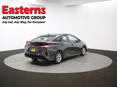 Used 2021 Toyota Prius Prime LE FWD image 39