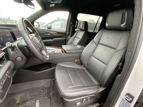 Used 2023 Cadillac Escalade ESV Luxury AWD/4WD image 20