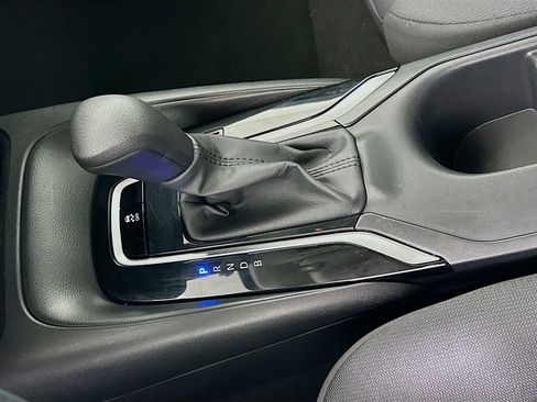 Used 2024 Toyota Corolla LE image 17