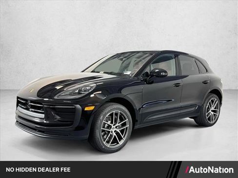 Used 2026 Porsche Macan AWD/4WD image 1