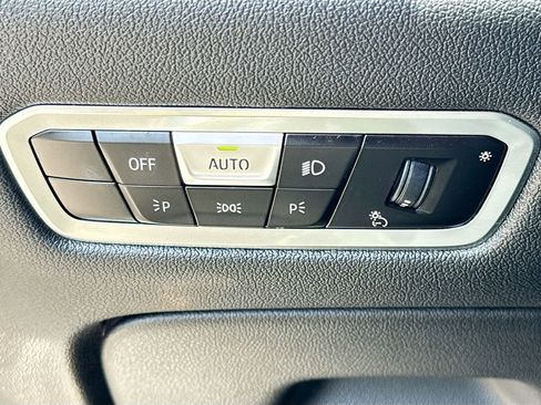 Used 2023 BMW X5 xDrive40i w/ Premium Essential Package AWD/4WD image 11