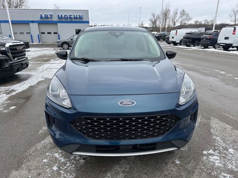 Used 2020 Ford Escape SE Sport image 9