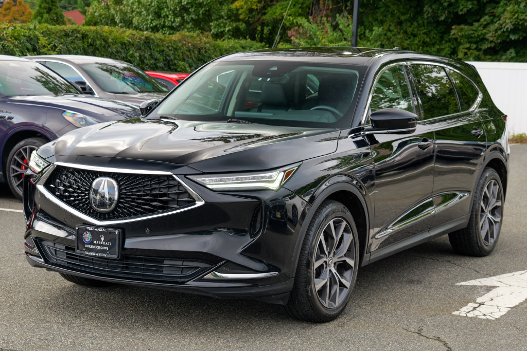 Used 2024 Acura MDX w/ Technology Package AWD/4WD image 3