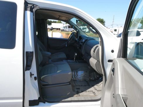 Used 2013 Nissan Frontier S RWD image 20