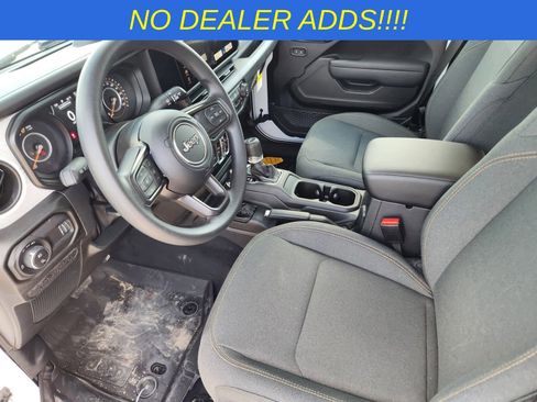 New 2026 Jeep Gladiator Sport AWD/4WD image 13