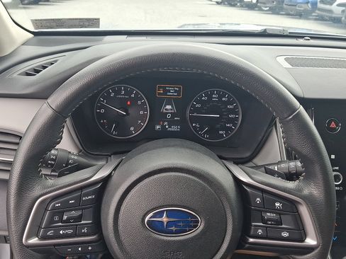 Certified 2024 Subaru Outback Premium AWD/4WD image 17