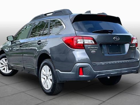 Used 2018 Subaru Outback 2.5i Premium AWD/4WD image 12