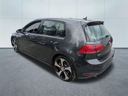 Used 2017 Volkswagen GTI SE image 5