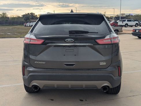 Used 2019 Ford Edge SEL w/ Equipment Group 201A image 5
