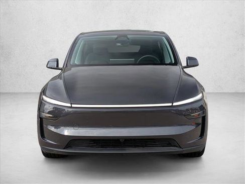 Used 2026 Tesla Model Y AWD image 2