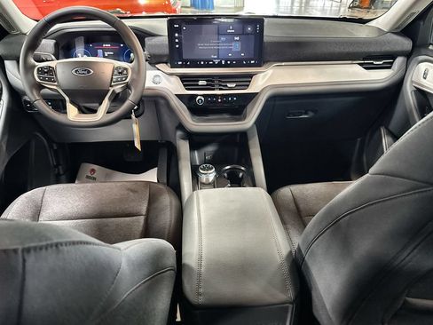 Used 2026 Ford Explorer Active RWD image 25