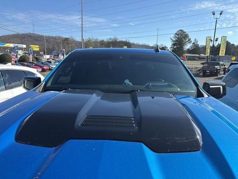 Used 2022 Chevrolet Silverado 1500 ZR2 w/ Technology Package image 34