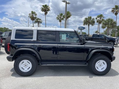 New 2026 Ford Bronco Heritage Edition AWD/4WD image 2
