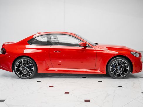Used 2024 BMW M2 w/ Lighting Package image 5