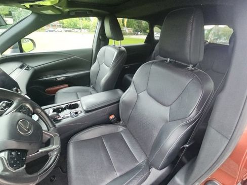 Used 2023 Lexus RX 350 Premium Plus w/ Accessory Package AWD/4WD image 10