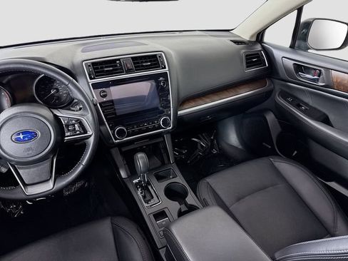 Used 2018 Subaru Outback 2.5i Limited AWD/4WD image 24