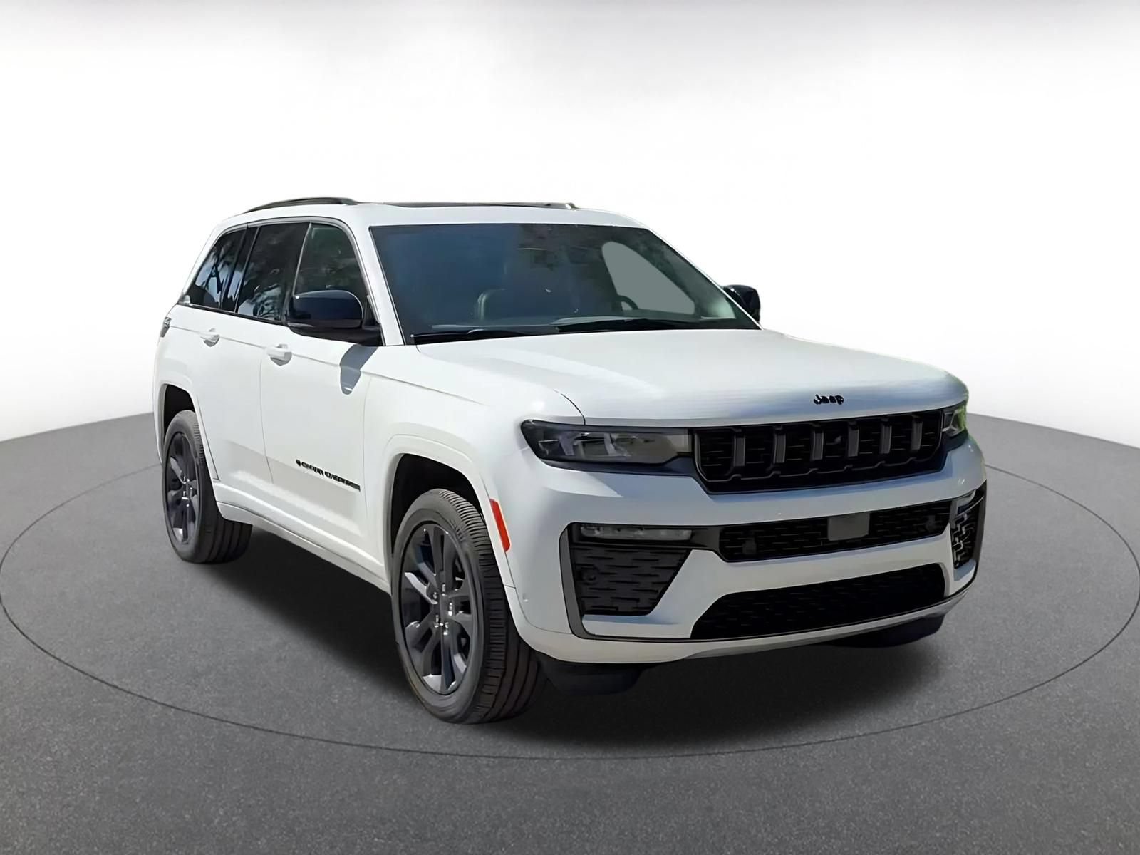 Used 2026 Jeep Grand Cherokee Limited AWD/4WD image 3