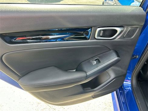 Used 2024 Honda Civic Touring image 16