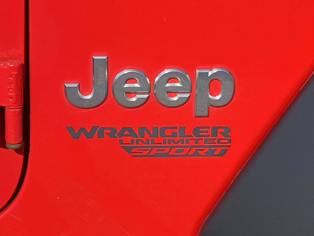 Used 2019 Jeep Wrangler Unlimited Sport S AWD/4WD image 12