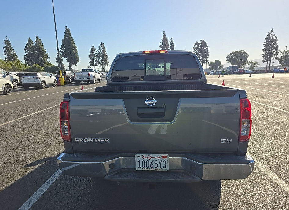 Used 2019 Nissan Frontier SV RWD image 6