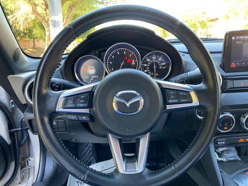 Used 2023 MAZDA MX-5 Miata Grand Touring RWD image 45