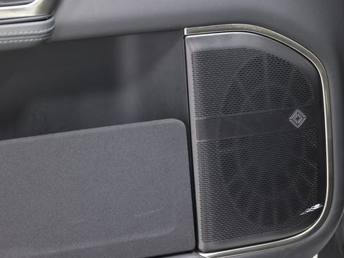 Used 2024 Rivian R1S Adventure AWD/4WD image 14