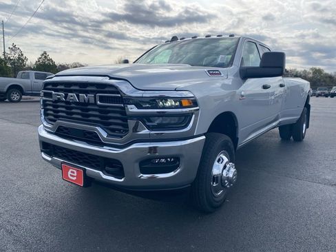 New 2026 RAM 3500 Tradesman w/ Chrome Appearance Group A image 3