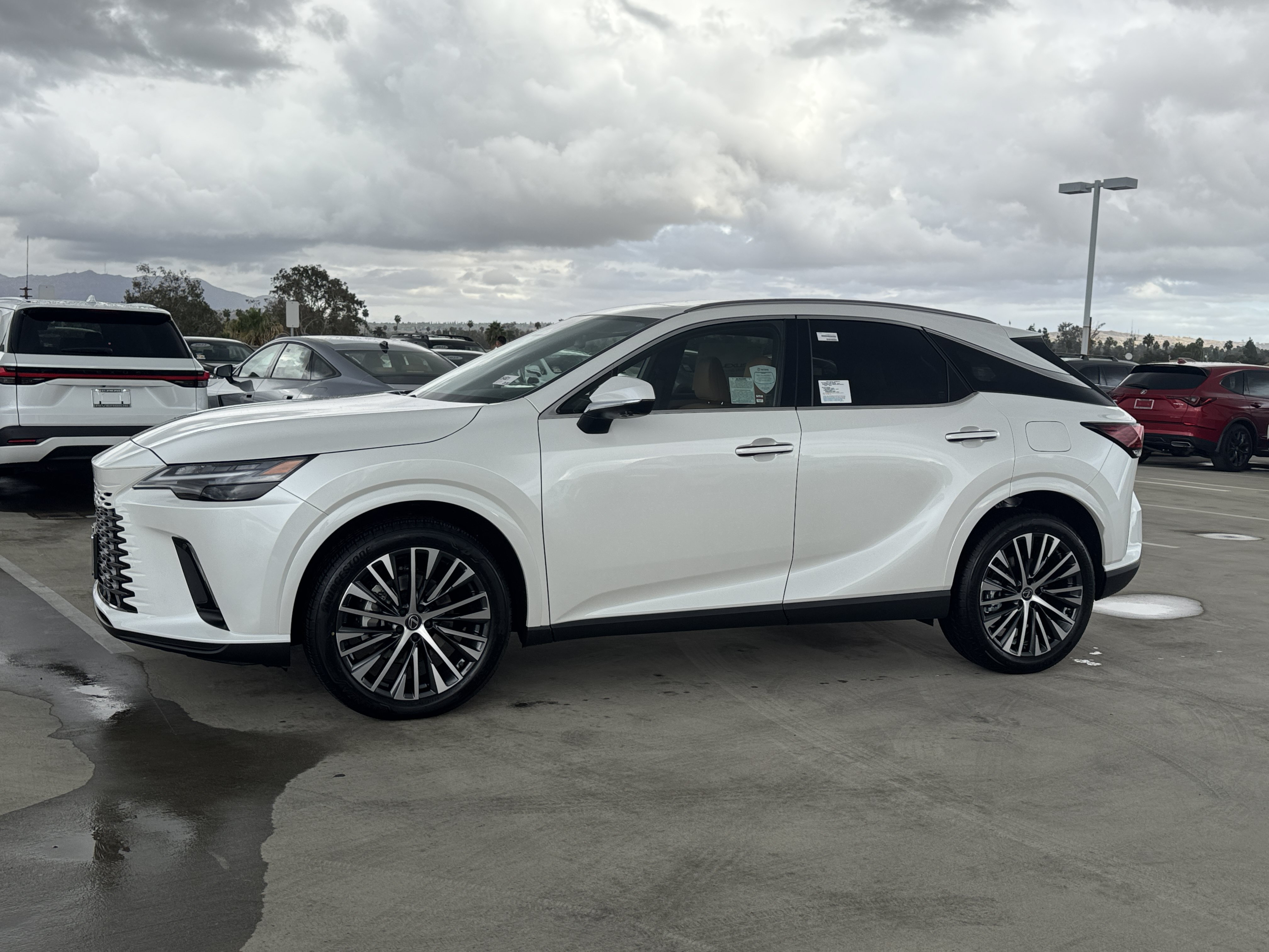 New 2026 Lexus RX 350 FWD image 5