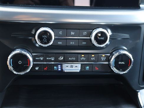 Used 2024 Ford F150 Lariat w/ Tow/Haul Package AWD/4WD image 24