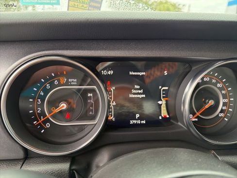 Used 2023 Jeep Gladiator Mojave w/ LED Lighting Group image 7