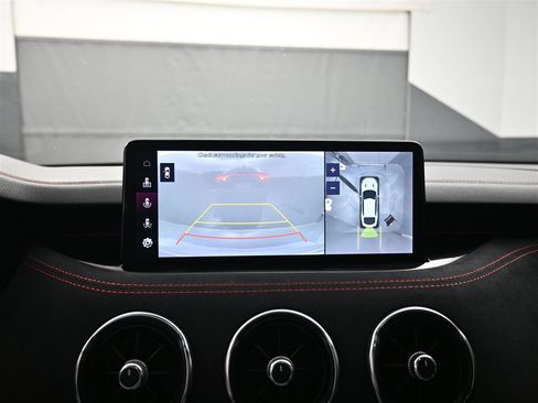 Used 2023 Kia Stinger GT2 image 15