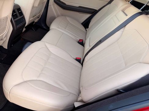 Used 2018 Mercedes-Benz GLE 350 image 28