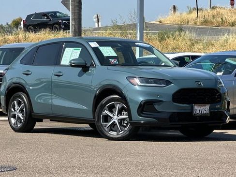 Certified 2024 Honda HR-V EX-L image 3