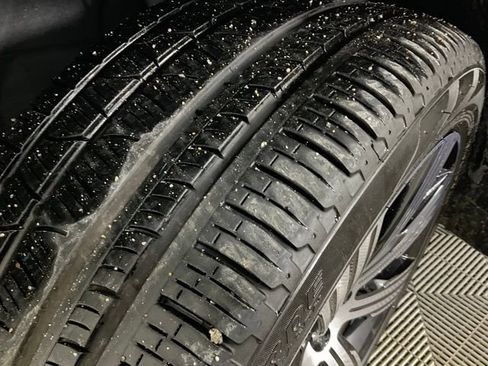 Used 2025 Volvo XC90 B6 Ultra w/ Protection Package image 38