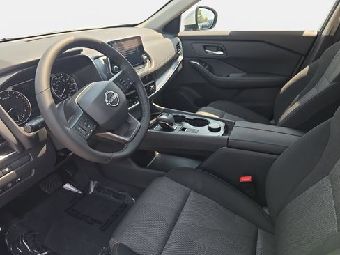 New 2026 Nissan Rogue SV w/ Cold Weather Package AWD/4WD image 16