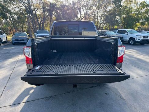 Used 2024 Nissan Titan SV w/ SV Convenience Package image 34