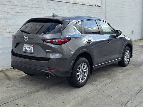 Used 2023 MAZDA CX-5 AWD 2.5 S w/ Select Package image 4