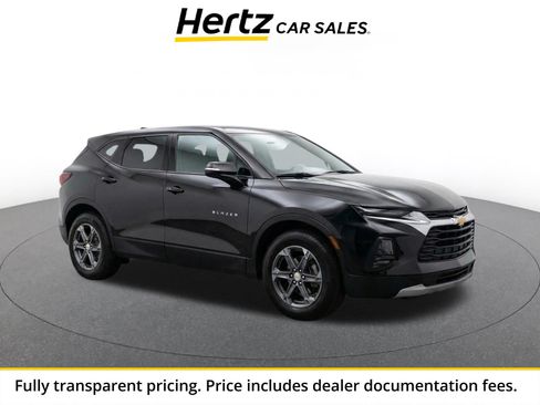 Used 2025 Chevrolet Blazer LT FWD image 1