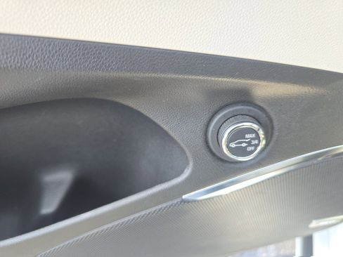 Used 2022 Buick Enclave Avenir w/ Trailering Package, 5000 lbs. image 16