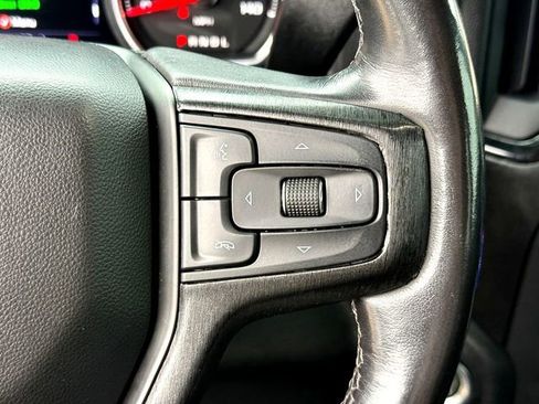 Used 2020 Chevrolet Silverado 1500 High Country w/ Technology Package image 12