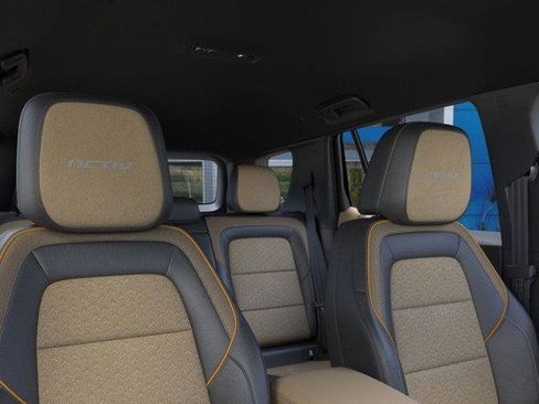 New 2026 Chevrolet Equinox ACTIV w/ LPO, Floor Liner Package AWD/4WD image 24