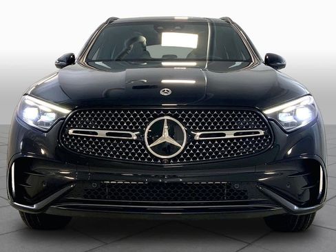 Used 2023 Mercedes-Benz GLC 300 4MATIC image 3