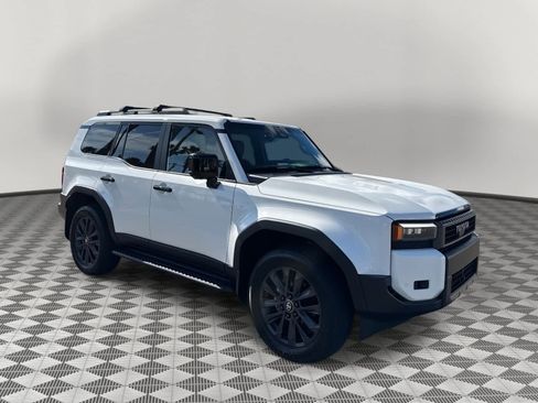 Used 2024 Toyota Land Cruiser image 3