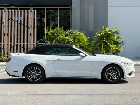 Used 2016 Ford Mustang Premium RWD image 3