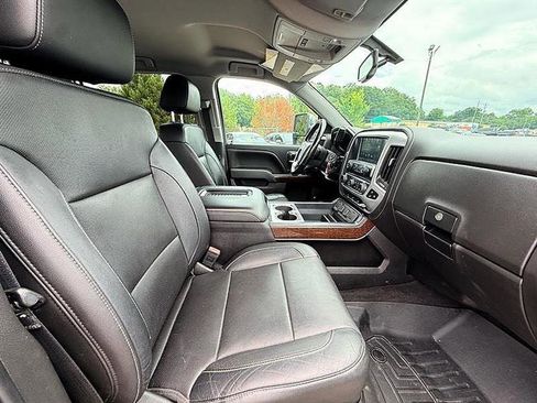 Used 2018 GMC Sierra 1500 SLT w/ SLT Premium Package RWD image 24