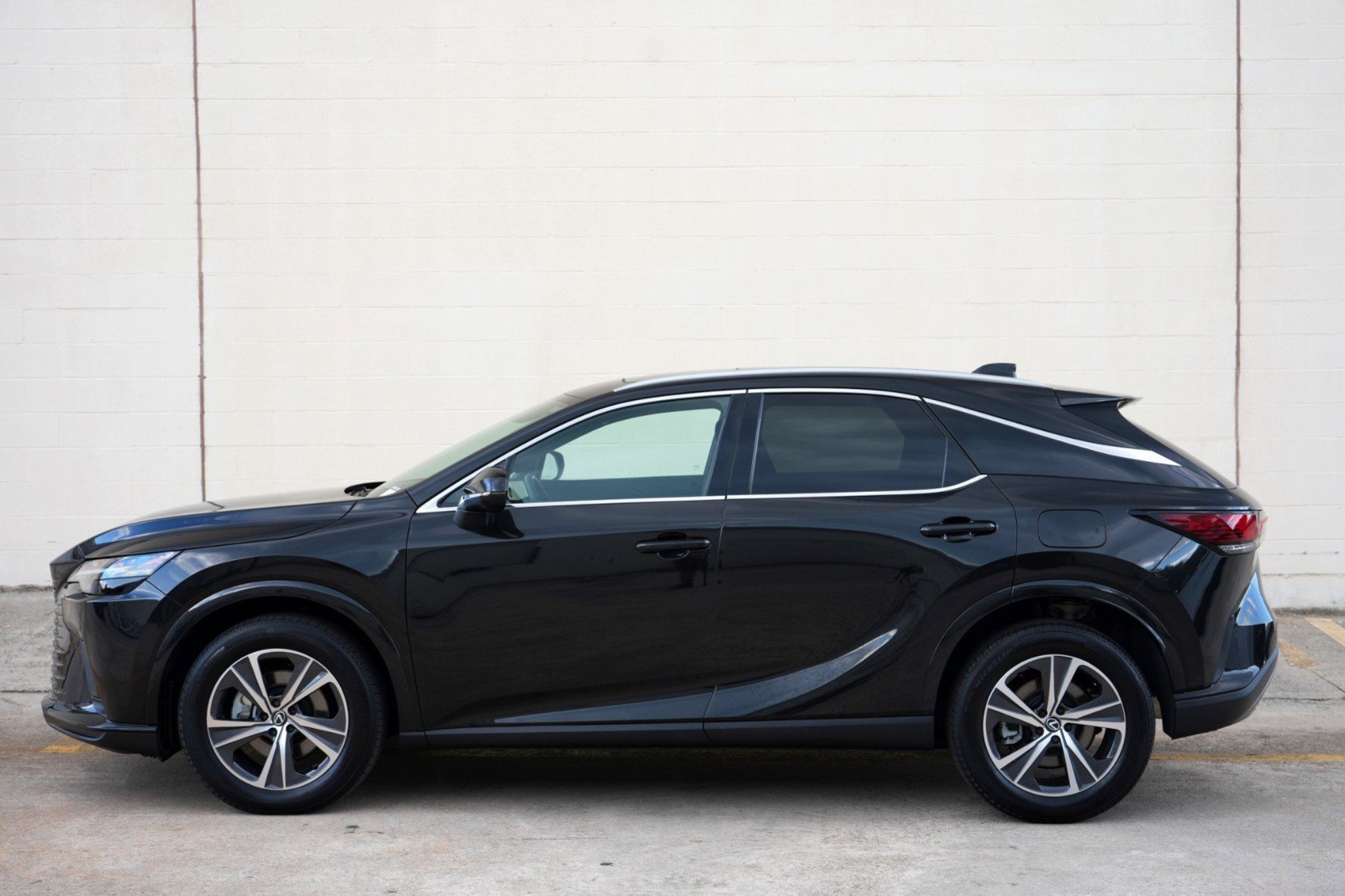 Used 2024 Lexus RX 350 FWD w/ Technology Package image 53