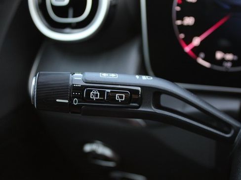 New 2025 Mercedes-Benz GLC 350e 4MATIC image 19