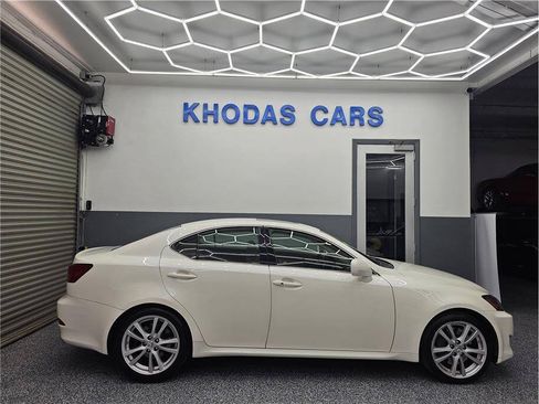 Used 2006 Lexus IS 350 RWD image 5